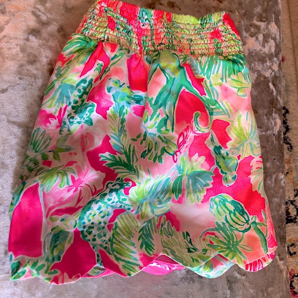 Lilly Pulitzer scalloped shorts